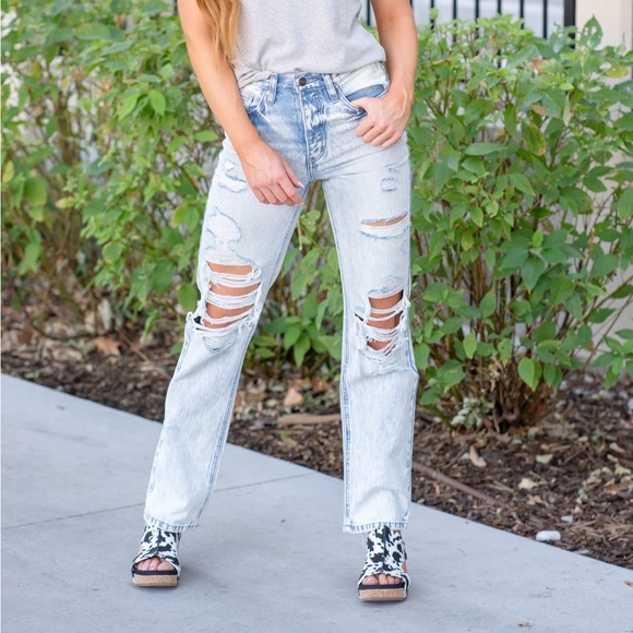 KanCan High Rise Distressed Boyfiemd Jeans Sz 11 - Picture 1 of 9